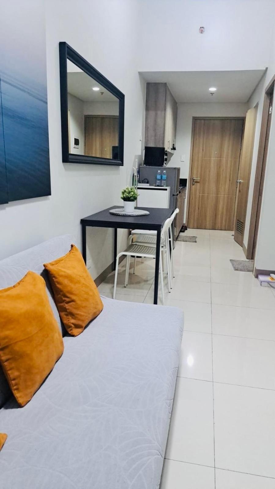 S Residences-Moa Manila Esterno foto
